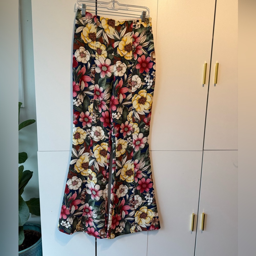 Express Floral Flares